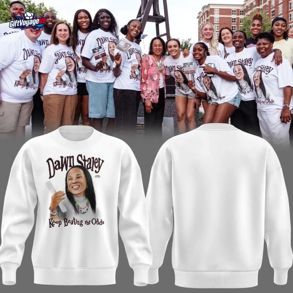 South Carolina Gamecocks x Coach Dawn Staley Keep Beating The Odds Sweatshirt